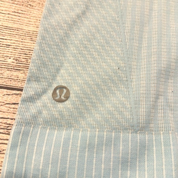 🍋Women’s Lululemon Rest Less Hoodie PTP approx 15.5”(2 bars) light blue *read* - Picture 11 of 11